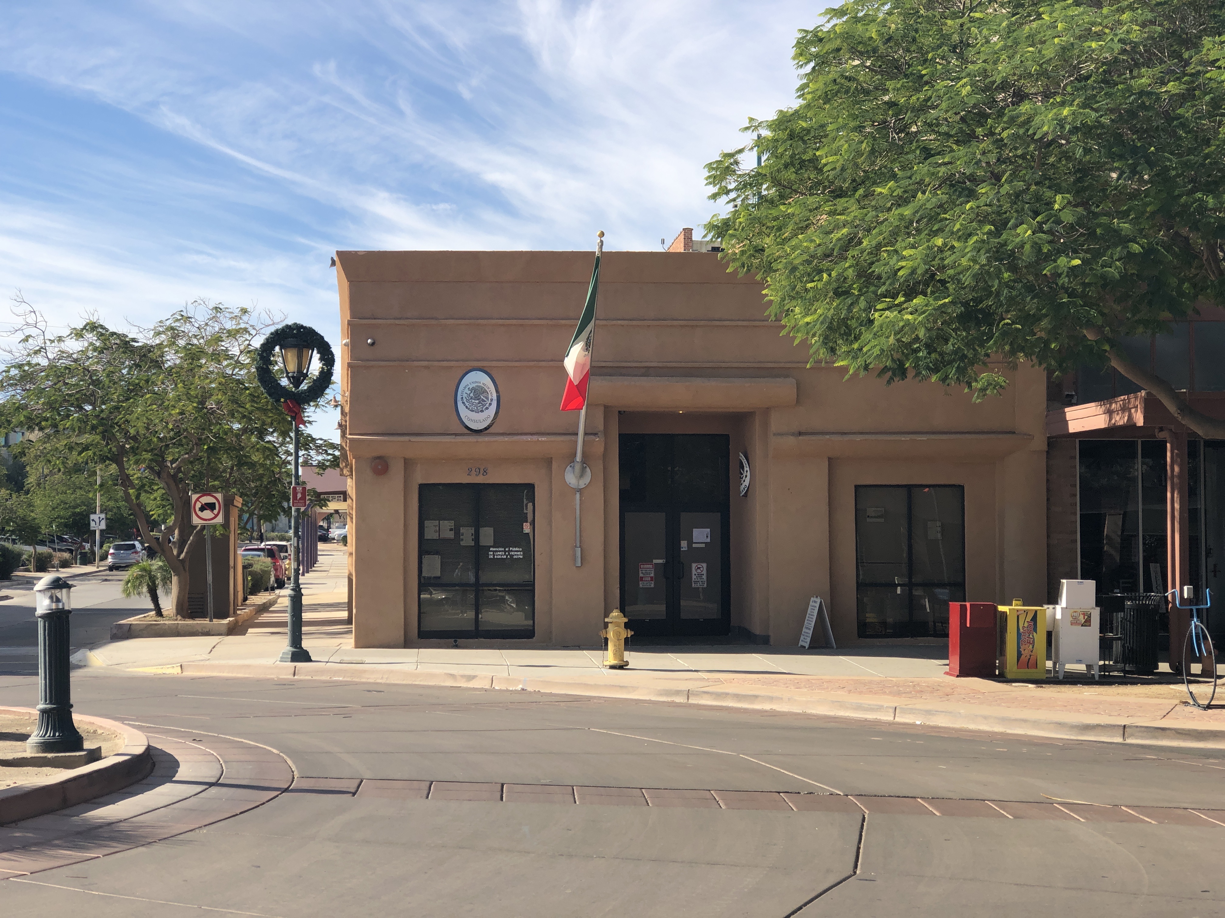 Exterior of the Mexico consulate in Yuma
