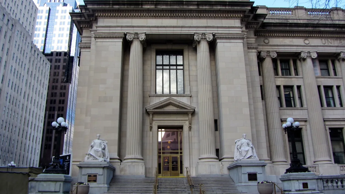 A United States federal courthouse.